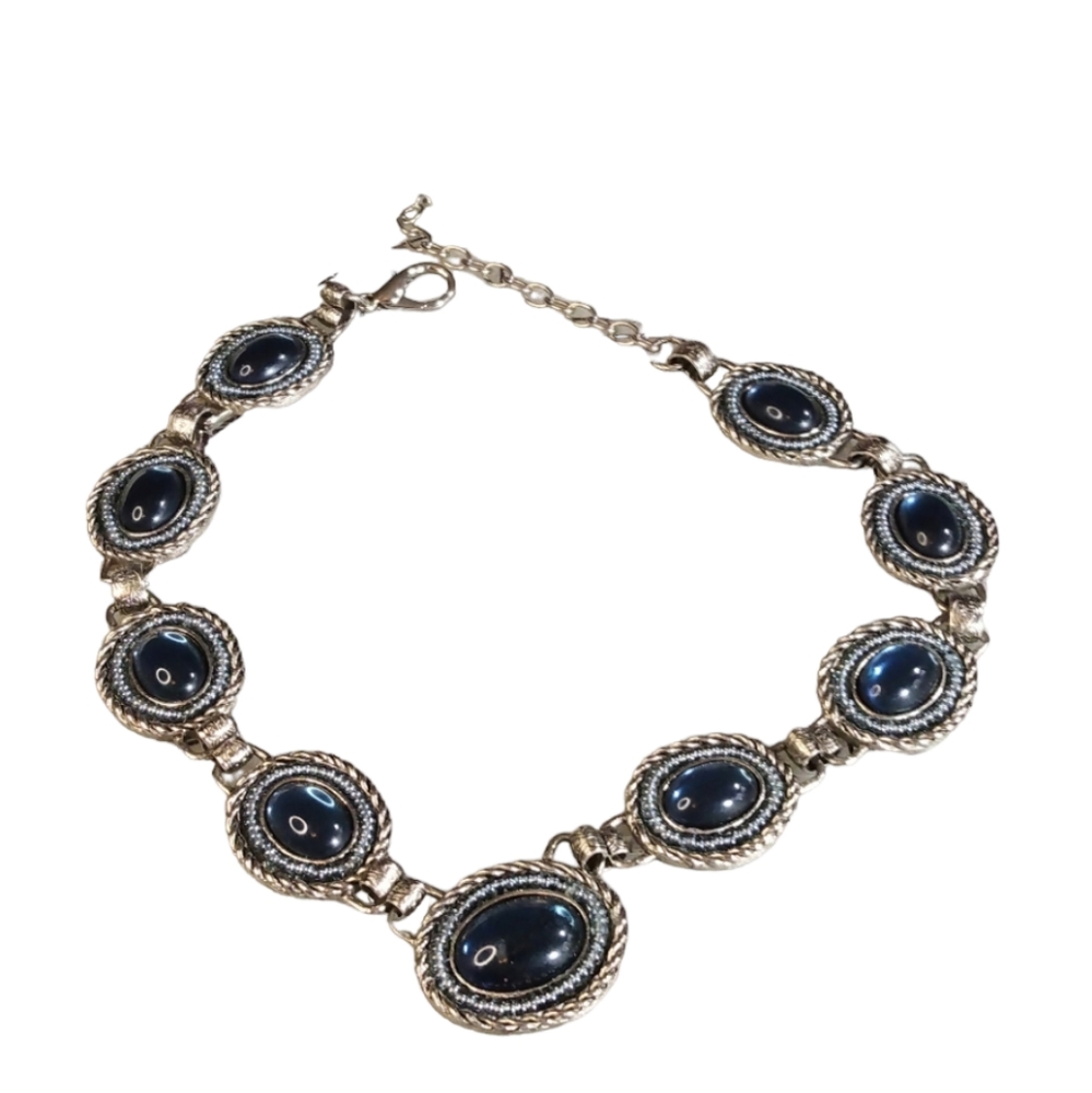 Robert Rose blue stone necklace. - Picture 2 of 4